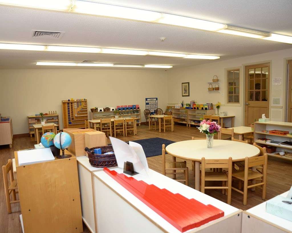 Cinco Ranch Montessori | 2530 S Peek Rd, Katy, TX 77450, USA | Phone: (281) 392-0011