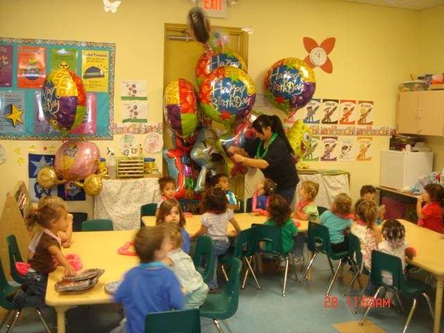 Growing Together Child Care & Learning Center | 843 Woodbury Road, Orlando, FL 32828, USA | Phone: (407) 737-0455
