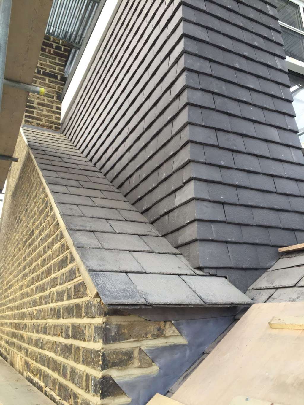 Tudor roofing specialists LTD | Blue House Farm, Horndon on the Hill, West Horndon CM13 3LX, UK | Phone: 07891 677713