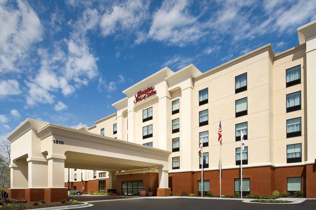 Hampton Inn & Suites Baltimore/Woodlawn | 1810 Belmont Ave, Windsor Mill, MD 21244, USA | Phone: (410) 281-1111