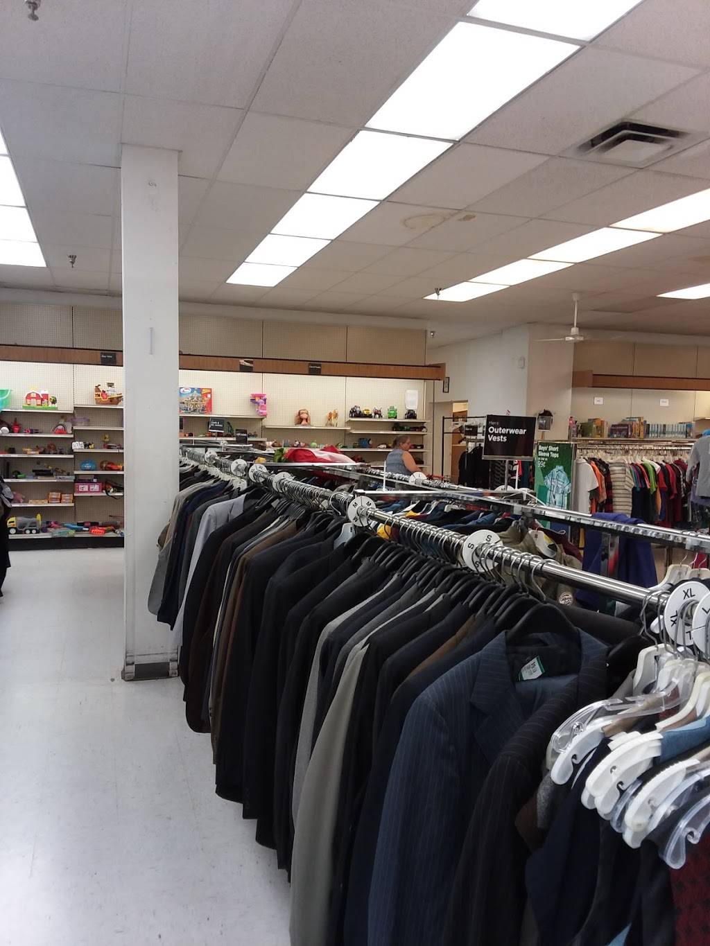 Value Village | 5604 Ritchie Hwy #3, Brooklyn Park, MD 21225, USA | Phone: (410) 789-8621