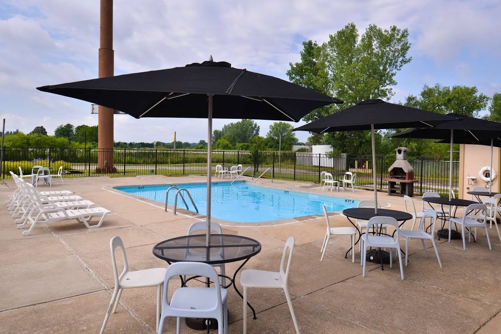 Americas Best Value Inn Madison | 3438 Highway 12-18, Madison, WI 53718, USA | Phone: (608) 226-9999