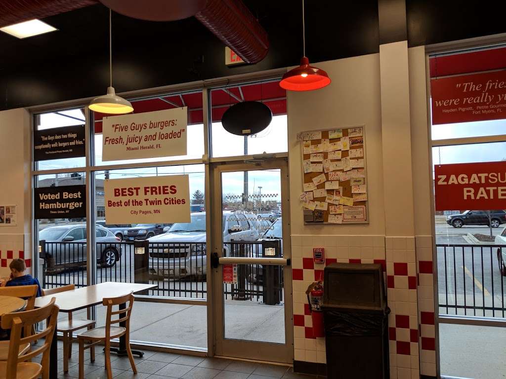 Five Guys | 340 Ogden Ave, Downers Grove, IL 60515, USA | Phone: (630) 963-1550