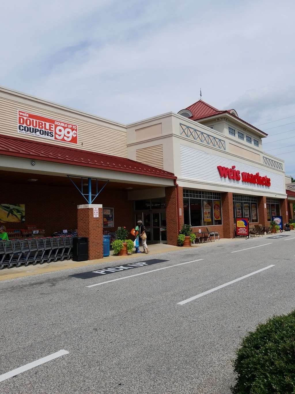 Weis Markets | 13300 H G Trueman Rd, Solomons, MD 20688 | Phone: (410) 394-6236