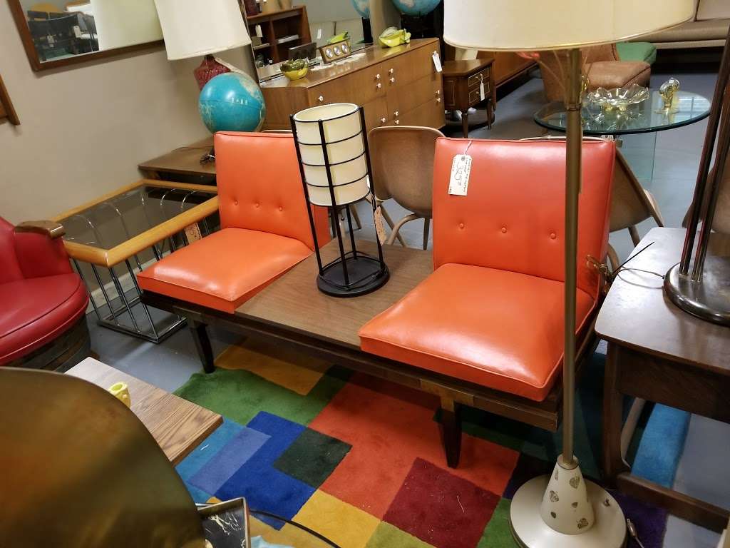 Fleetwood Antique Mall | 14129 Kutztown Rd, Fleetwood, PA 19522 | Phone: (610) 944-0707