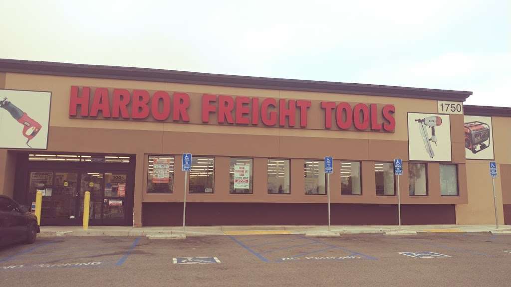 Harbor Freight Tools | 1750 W 6th St, Corona, CA 92882, USA | Phone: (951) 739-0244