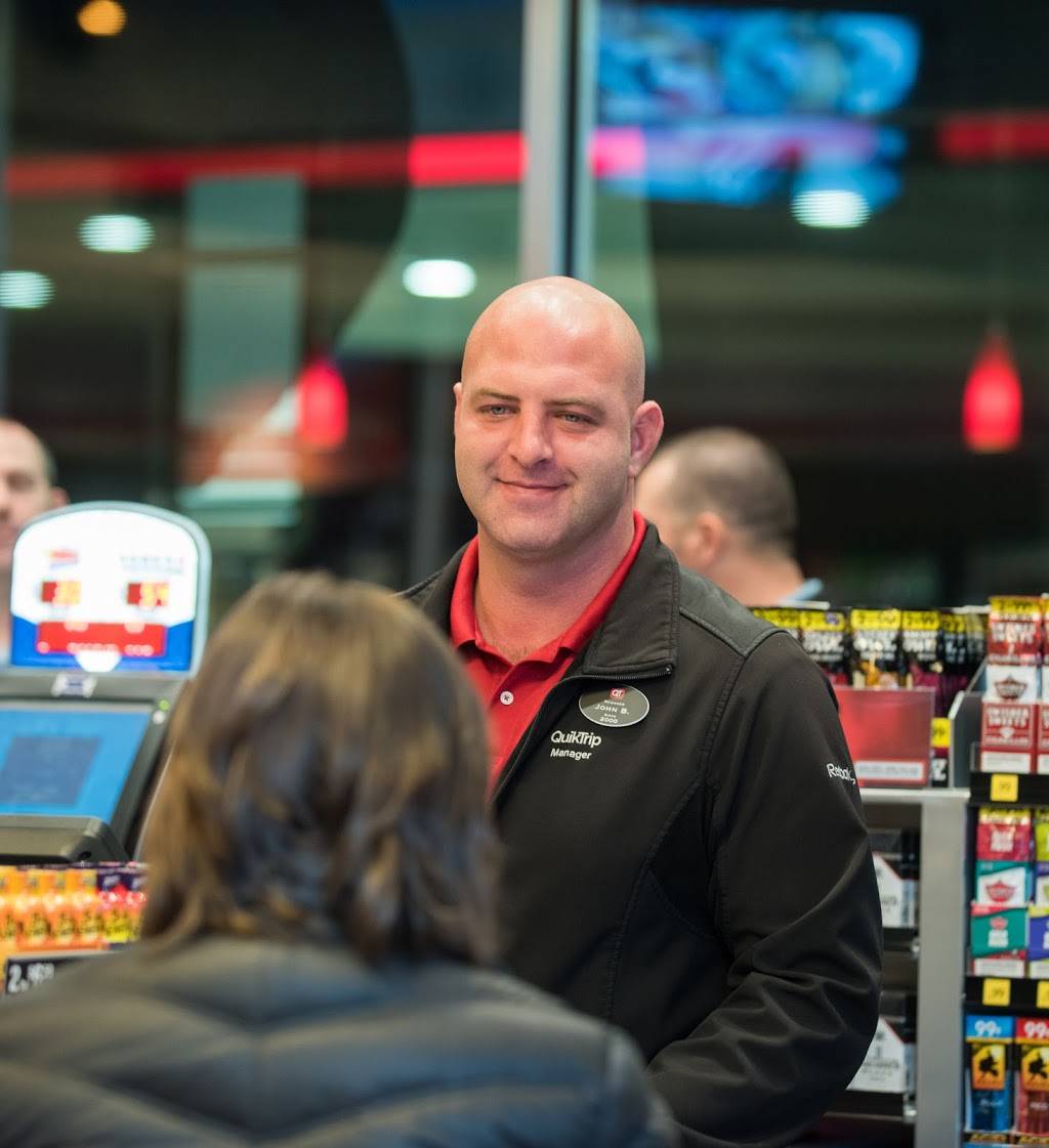 QuikTrip | 1623 E 47th St S, Wichita, KS 67216, USA | Phone: (316) 522-8541