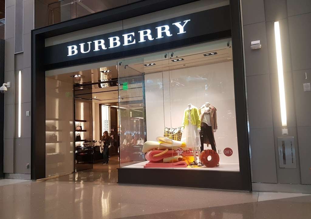 Burberry | 380 World Way, Los Angeles, CA 90045, USA | Phone: (310) 348-2785