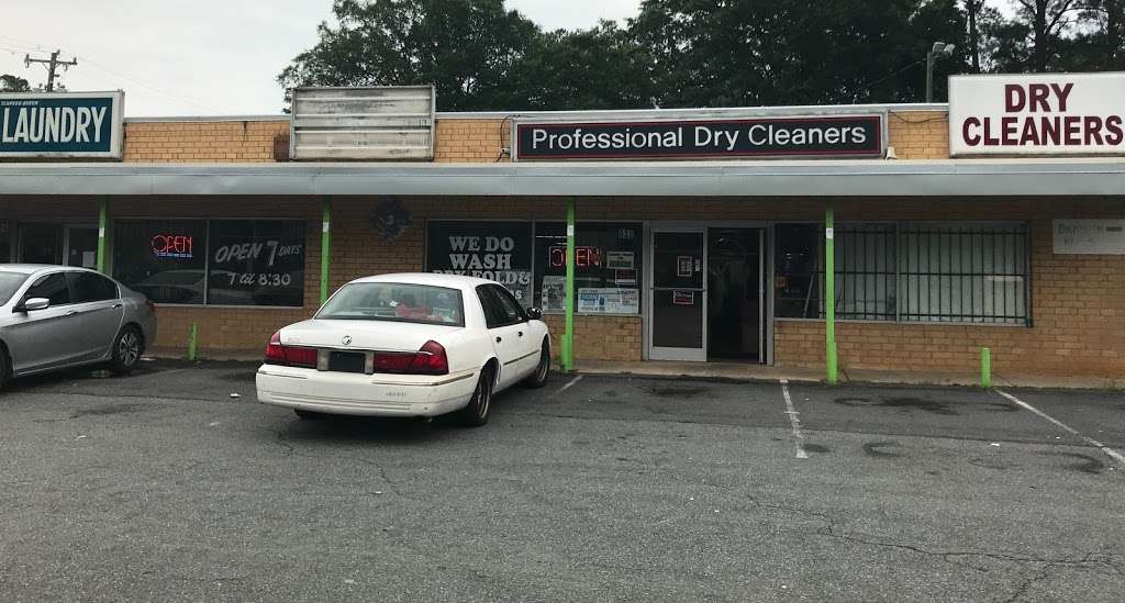 Kings Cleaners & Laundrette | 632 W Sugar Creek Rd, Charlotte, NC 28213, USA | Phone: (704) 596-0442