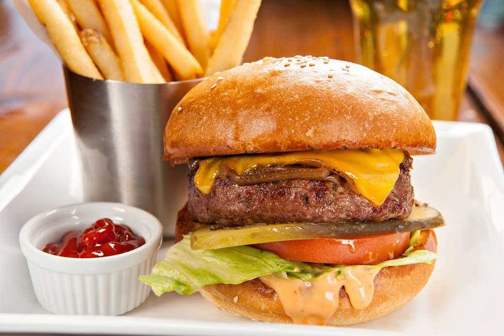 Rock & Brews Restaurants Redondo Beach | 6300 CA-1, Redondo Beach, CA 90277 | Phone: (310) 928-2969