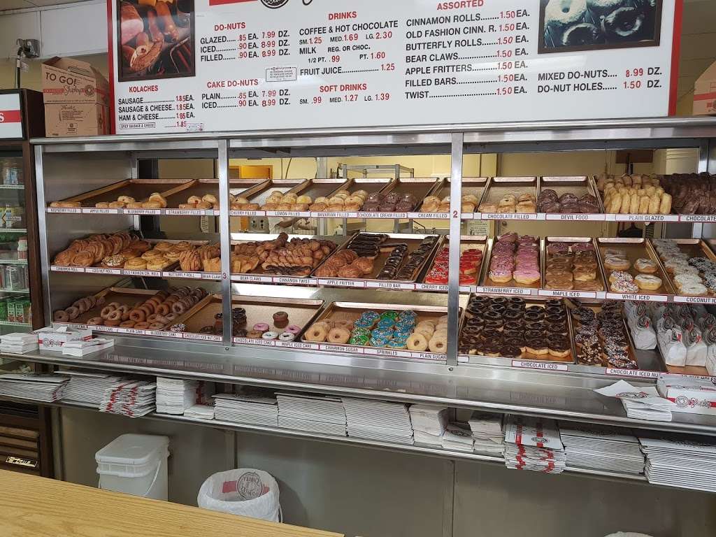 Shipley Do-Nuts | 1208 NASA Road 1, Houston, TX 77058, USA | Phone: (281) 333-3172