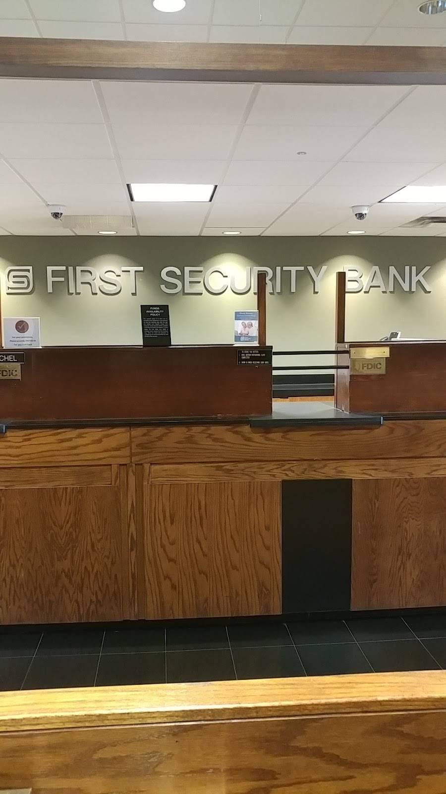 First Security Bank & Trust Company | 1541 NE 23rd St, Oklahoma City, OK 73111, USA | Phone: (405) 424-4341