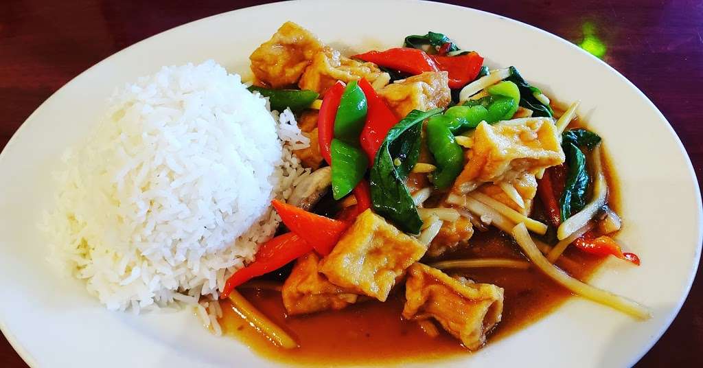 Thai Inter Restaurants | 3002, 22622 MacArthur Blvd, California, MD 20619 | Phone: (301) 866-1880