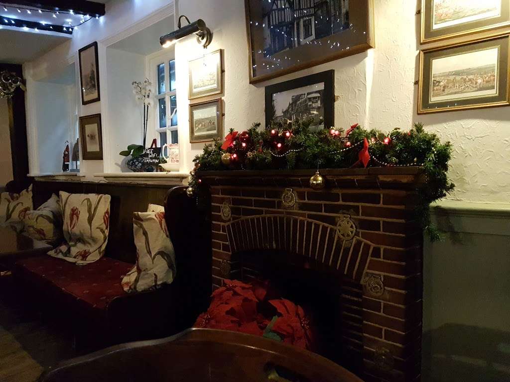 George & Dragon | 26 High Street Downe, Downe, Orpington BR6 7UT, UK | Phone: 01689 889030