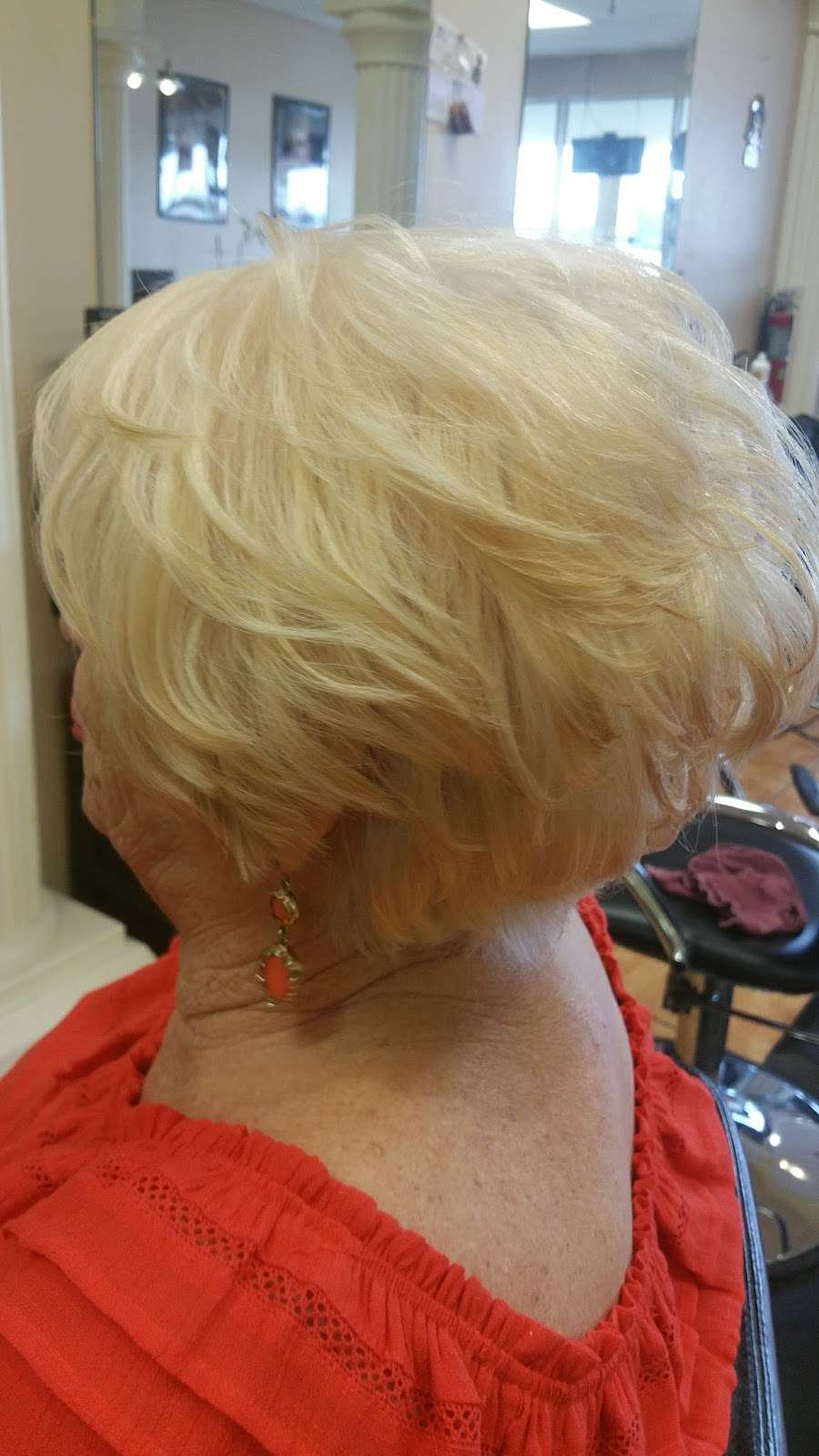 Perfect Hair & Tan | 1057 W Orange Blossom Trail, Apopka, FL 32712 | Phone: (407) 886-9826