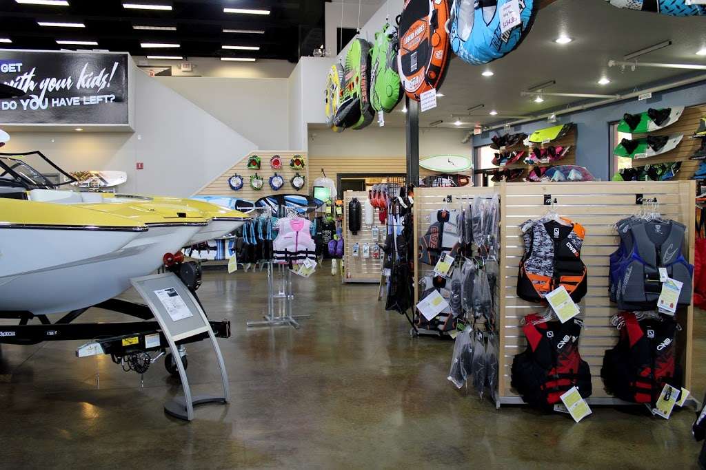 Boulder Boats | 615 W Lake Mead Pkwy, Henderson, NV 89015, USA | Phone: (866) 517-3070