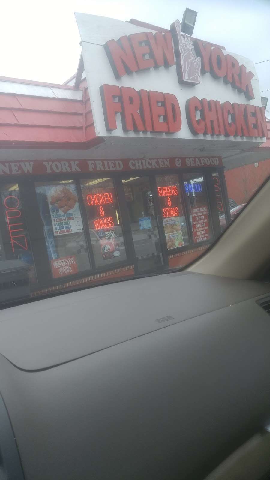 New York Fried Chicken | 381 S Dupont Hwy, New Castle, DE 19720, USA | Phone: (302) 322-4808