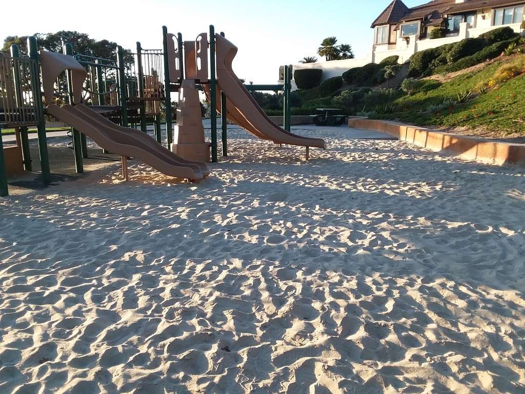 Spyglass Hill Park | Spy Glass Hill Rd, Newport Beach, CA 92660, USA | Phone: (949) 644-3151