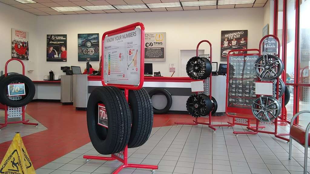 Discount Tire | 12211 Eastex Fwy, Houston, TX 77039, USA | Phone: (281) 590-1211