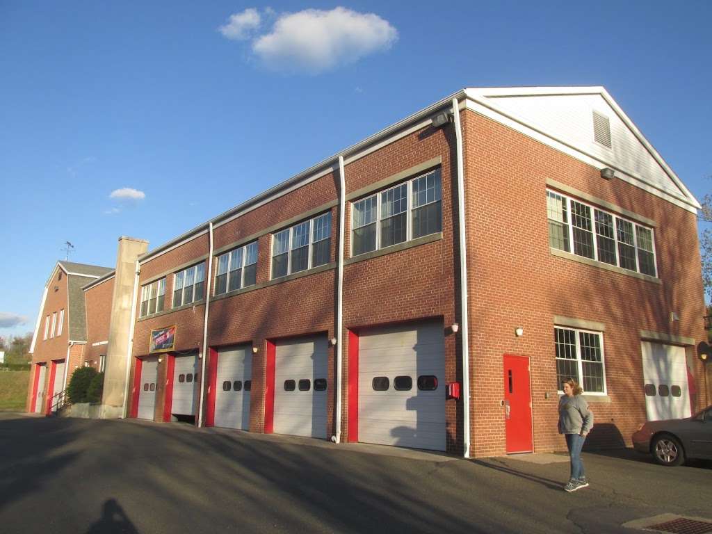Southbury Fire Department | 461 Main St S, Southbury, CT 06488, USA | Phone: (203) 262-0615