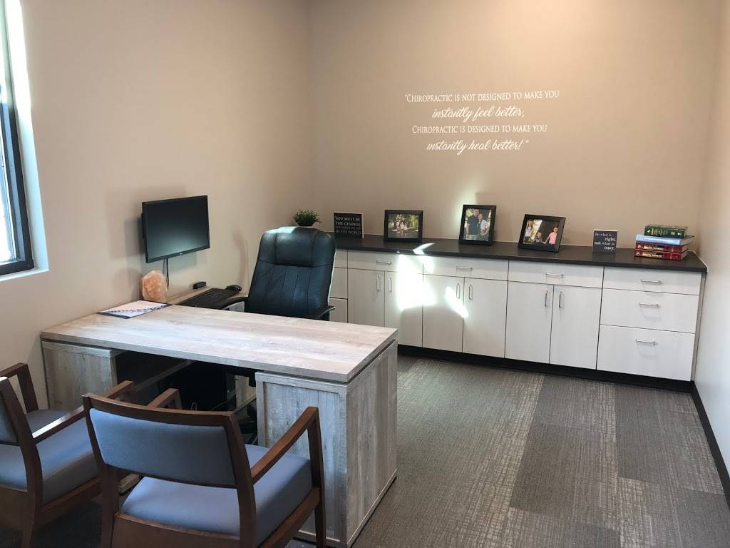 Family Advantage Chiropractic - Timnath | 4650 Signal Tree Dr BLD B Unit 300, Timnath, CO 80547, USA | Phone: (970) 818-9455