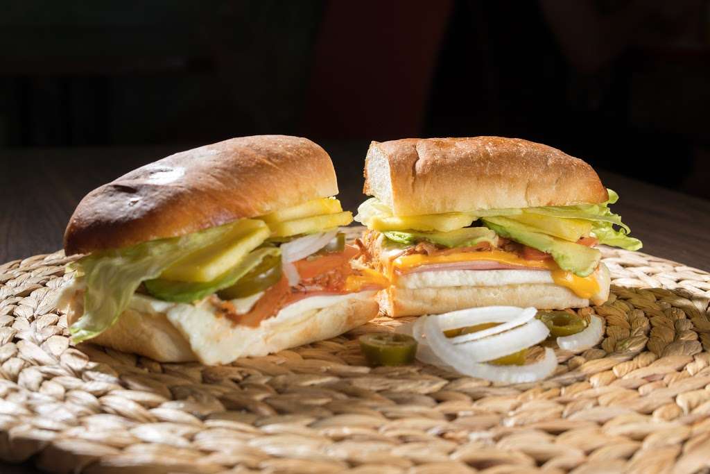 Tortas Manantial | 5950 W McDowell Rd #101, Phoenix, AZ 85035 | Phone: (623) 873-0664