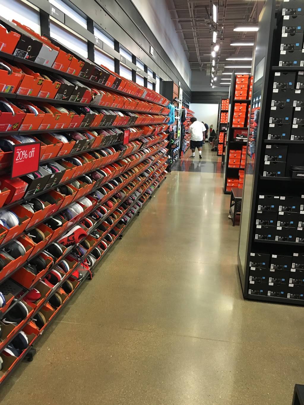 Nike Factory Store | 2910 W Loop 289 Ste 805, Lubbock, TX 79407, USA | Phone: (806) 785-1321