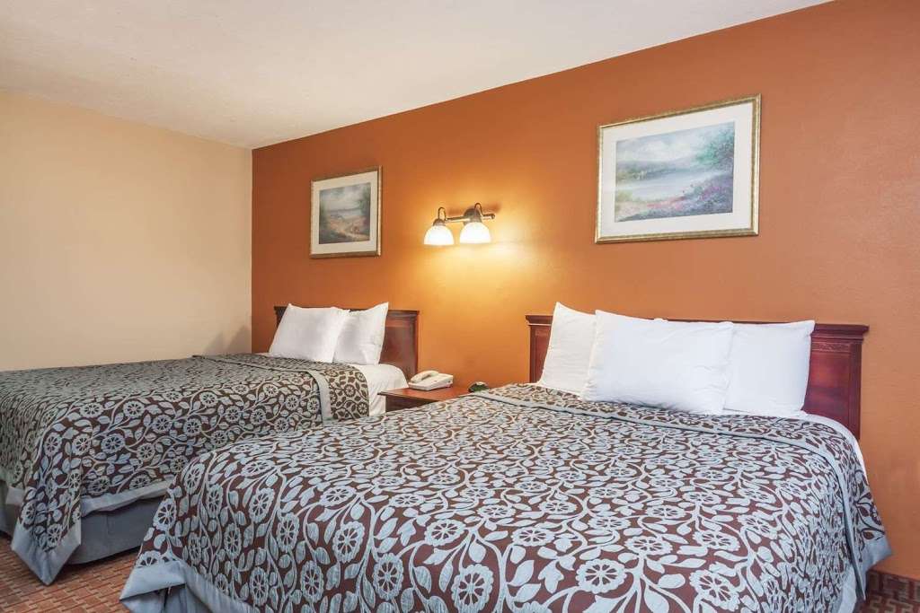 Days Inn by Wyndham Elkton Newark Area | 311 Belle Hill Rd, Elkton, MD 21921 | Phone: (410) 392-5010