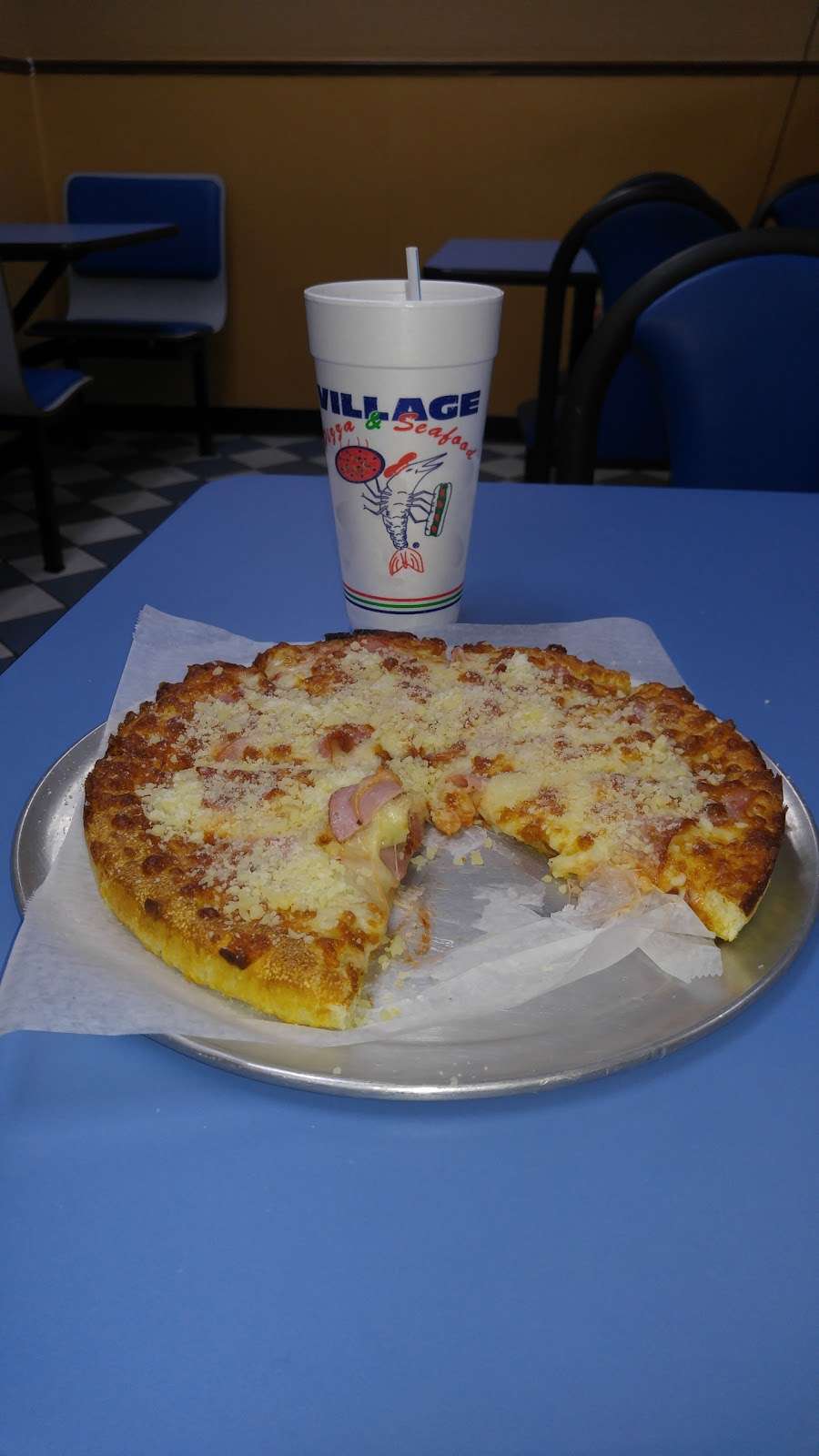 Village Pizza & Seafood | Nasa Road Center, 3568 NASA Road 1, Seabrook, TX 77586, USA | Phone: (281) 326-3200