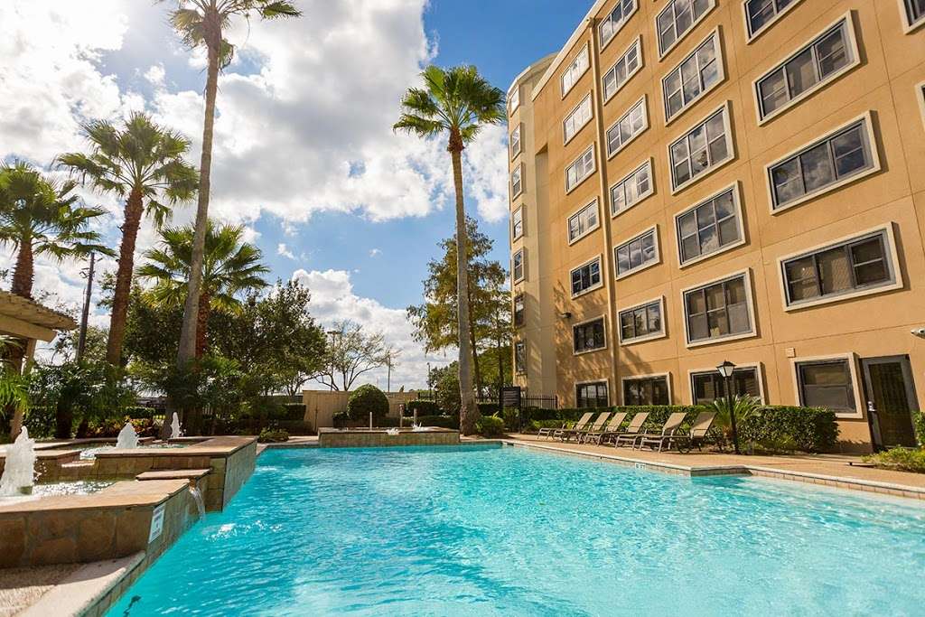 The Towers at Clear Lake Apartments | 18707 Egret Bay Blvd, Houston, TX 77058, USA | Phone: (281) 771-0133