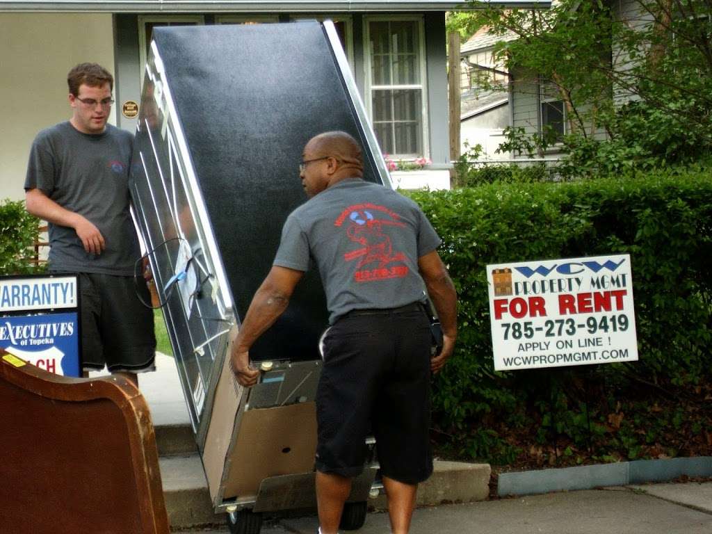 World Class Movers LLC | 715 N Woodland St, Olathe, KS 66061, USA | Phone: (913) 208-1352