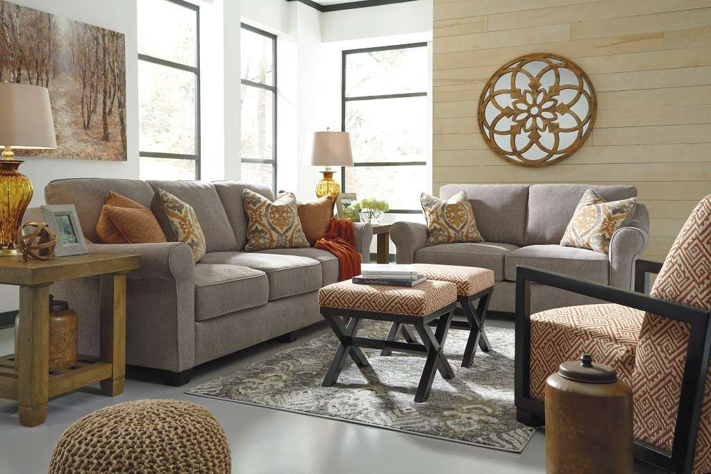 Modern Furniture Outlet | 30 N Black Horse Pike, Bellmawr, NJ 08031, USA | Phone: (856) 933-2007