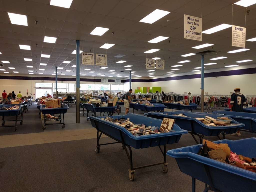 Goodwill Industries of the Chesapeake, Inc | 140 Carroll Island Rd, Middle River, MD 21220, USA | Phone: (410) 335-5626