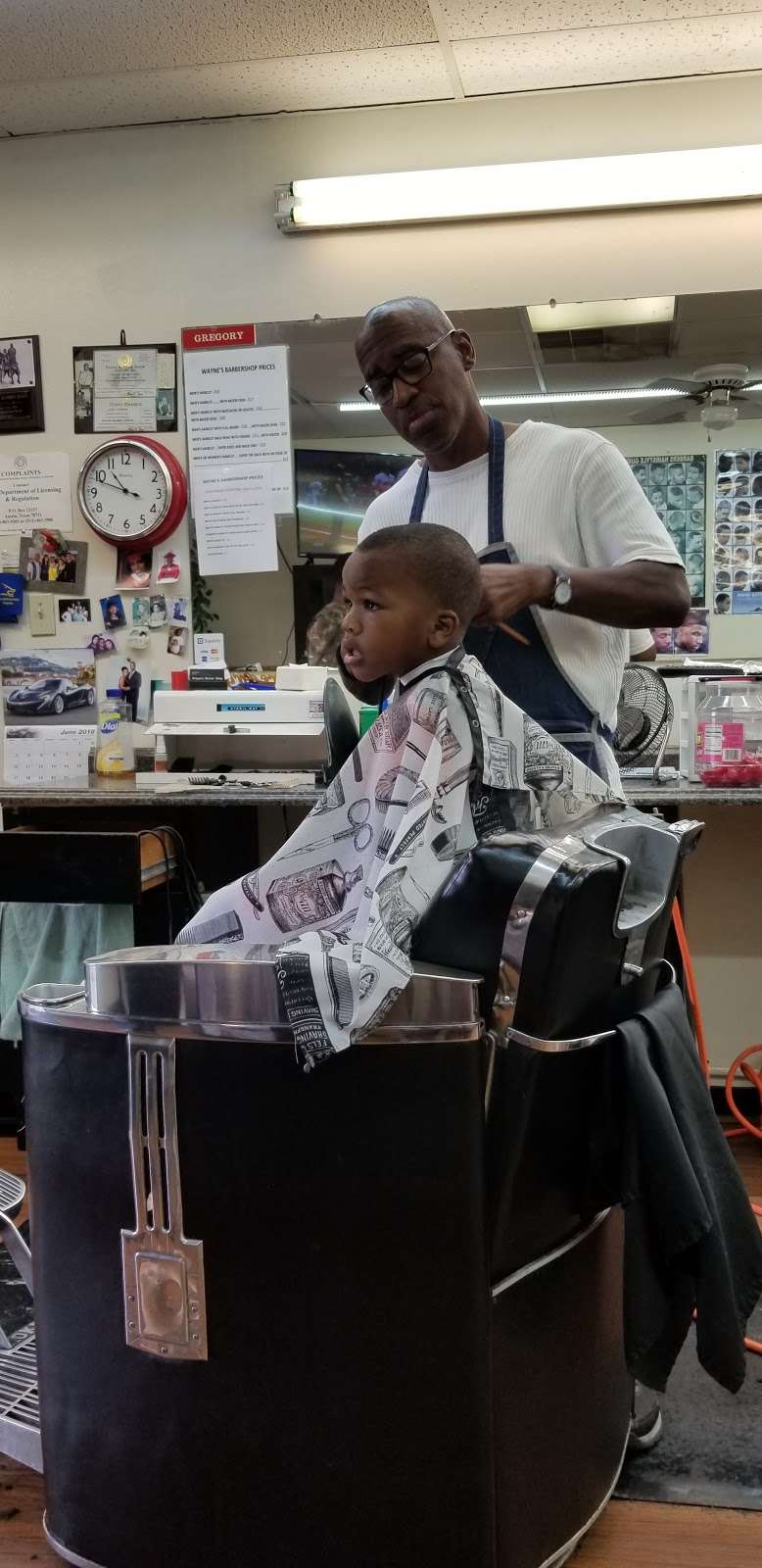 Waynes Barber Shop | 1542 Kenforest Dr, Missouri City, TX 77489, USA | Phone: (281) 438-7701