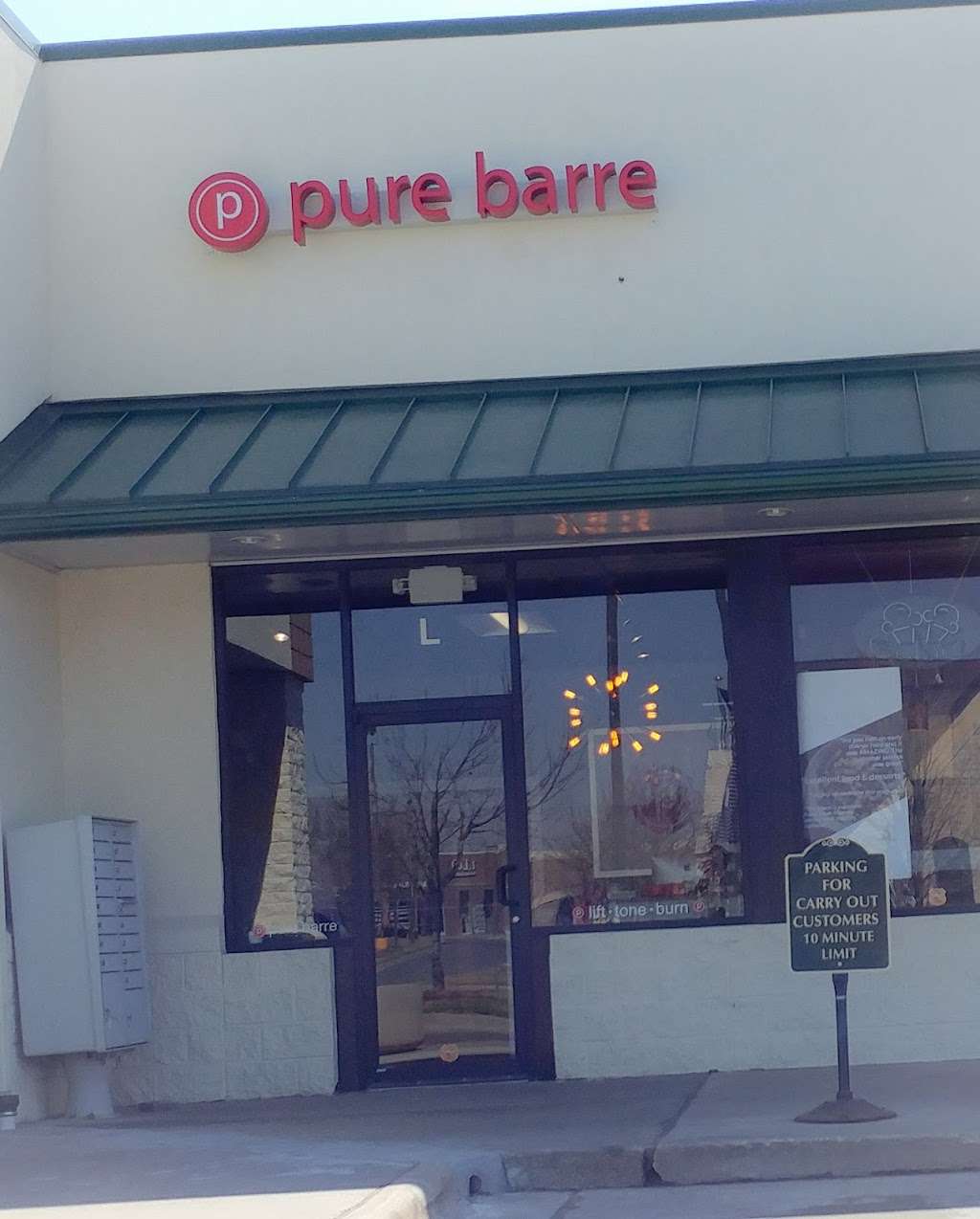 Pure Barre | 4821 W 6th St Suite L, Lawrence, KS 66049, USA | Phone: (785) 330-5760