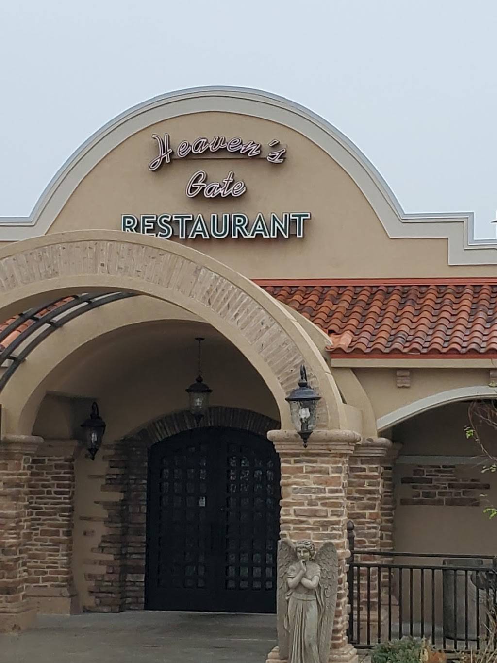 Heavens Gate Restaurant | 3820 N Main St, Fort Worth, TX 76106, USA | Phone: (817) 624-1262