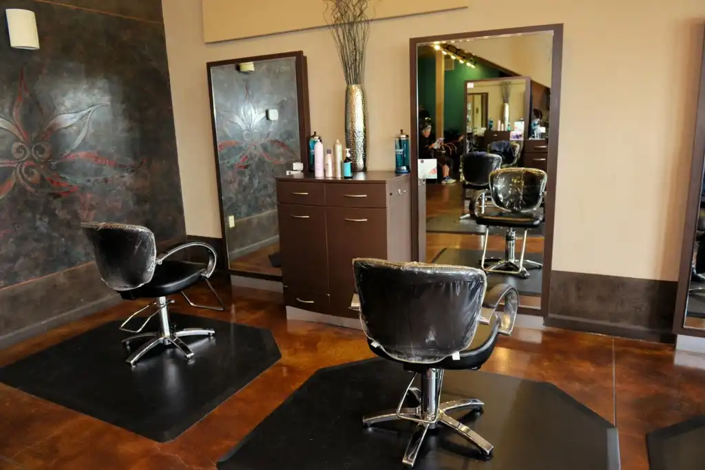 Lotus Salon and Spa | 202 E Cheyenne Mountain Blvd # Q, Colorado Springs, CO 80906, USA | Phone: (719) 576-5175