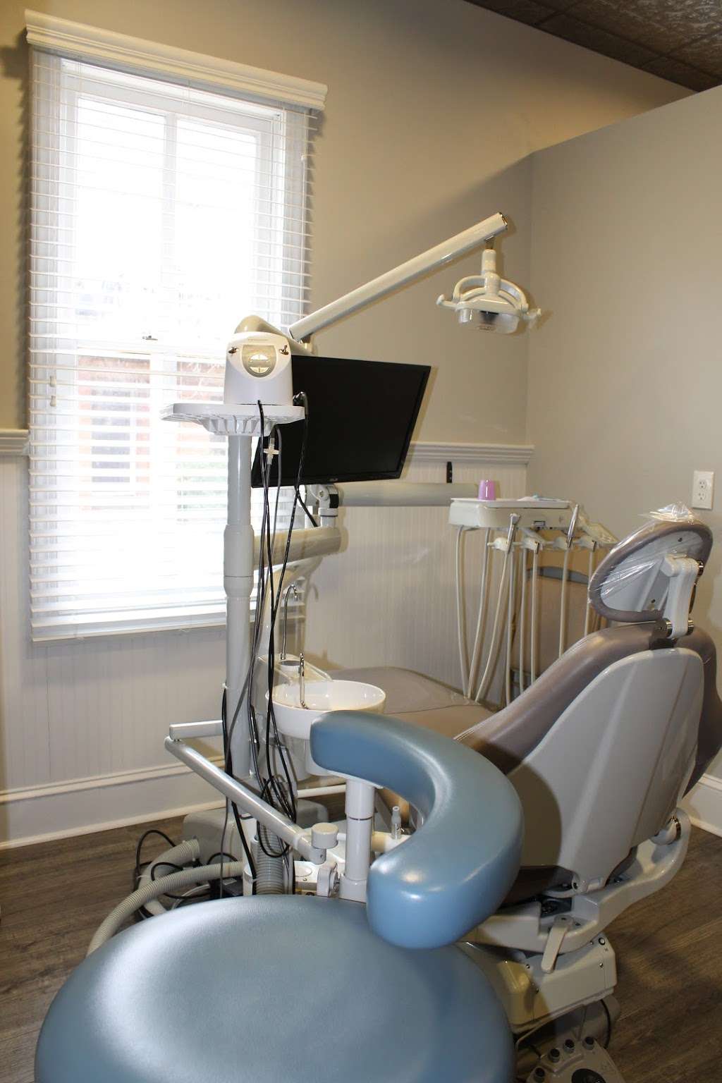 Esposito Family Dental | 220 Schooley St, Moorestown, NJ 08057, USA | Phone: (856) 235-6561