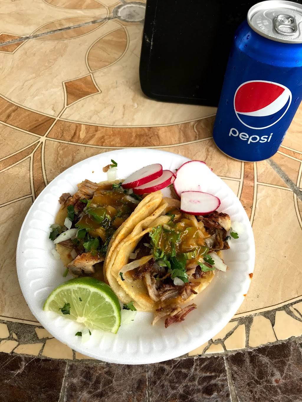 El Buen Pastor Tacos Y Mariscos | 1440 Weedpatch Hwy ste b, Bakersfield, CA 93307, USA | Phone: (661) 489-3220