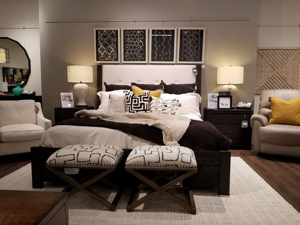 Bassett Home Furnishings | 8657 Villa La Jolla Dr #231, La Jolla, CA 92037, USA | Phone: (858) 997-1040