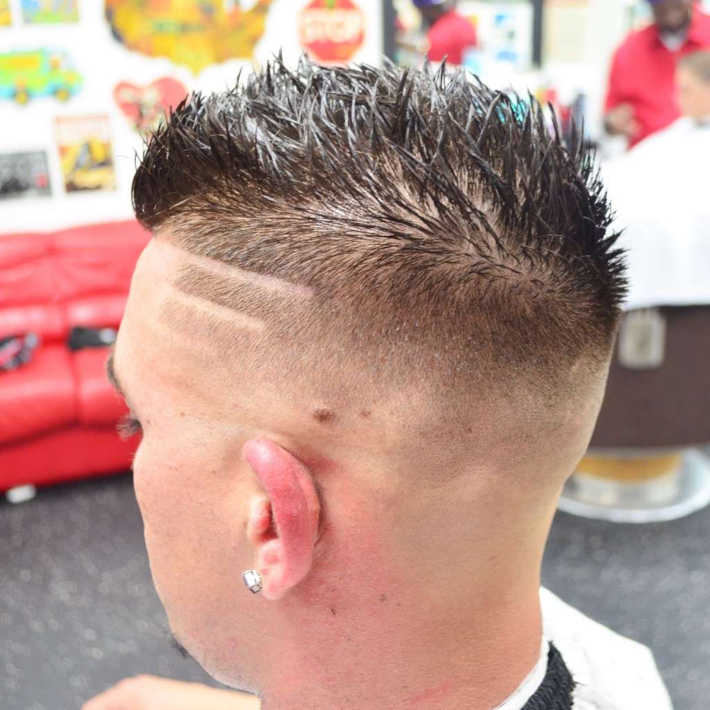 Elegant Styles Barbershop | 4651 N St Rd 7 Unit 3, Coral Springs, FL 33073 | Phone: (954) 905-9223