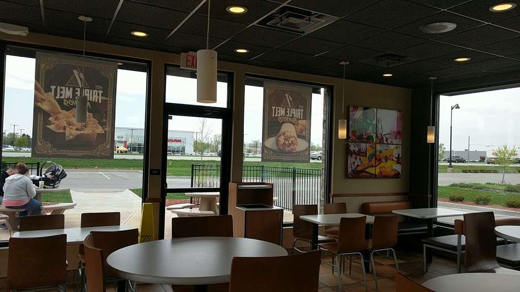 Taco Bell | 13428 Bent Grass Ln, Fishers, IN 46038 | Phone: (317) 845-4095