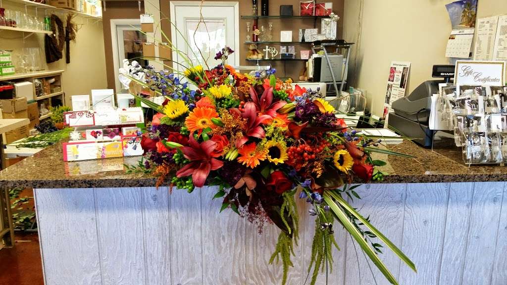 Bada Bloom Flower Shoppe | 918 N Convent St, Bourbonnais, IL 60914, USA | Phone: (815) 614-3415