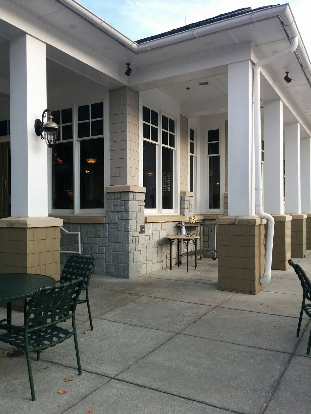 The Commons Restaurant | 4021 Lakeview Dr, Stone Mountain, GA 30083, USA | Phone: (770) 465-3260