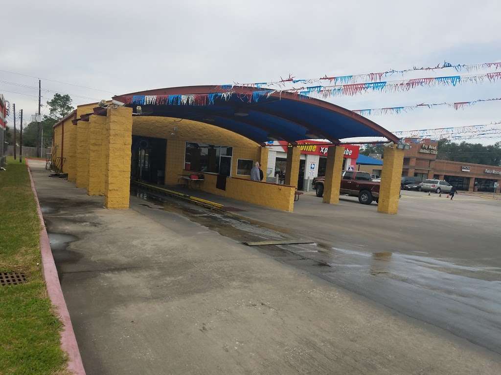 Superior Fry Road Car Wash & Lube | 2205 N Fry Rd, Katy, TX 77449, USA | Phone: (281) 398-4563