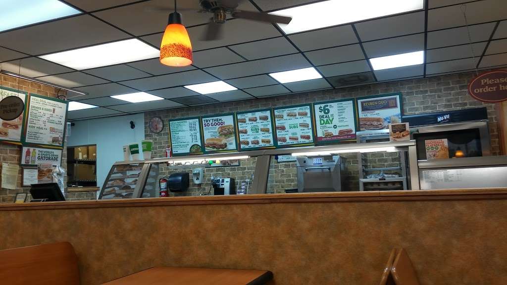 Subway | 402 N Brooks St, Brazoria, TX 77422, USA | Phone: (979) 798-4782