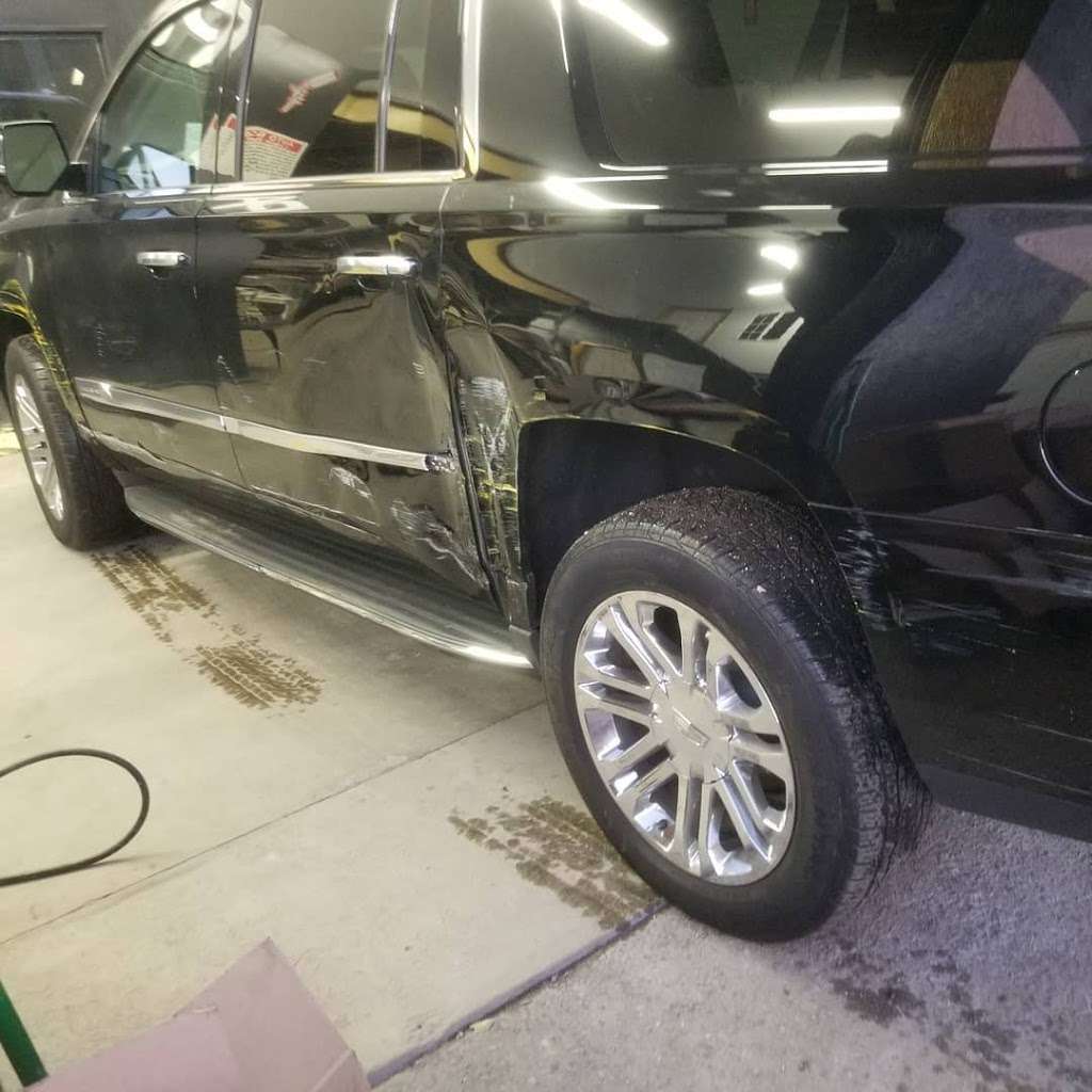 Golden Image Auto Body Inc. | Unit A & B, 4601, 7716 Clybourn Ave, Sun Valley, CA 91352, USA | Phone: (818) 306-0991 Golden Image Auto Body Inc. | Unit A & B, 4601, 7716 Clybourn Ave, Sun Valley, CA 91352, USA | Phone: (818) 306-0991