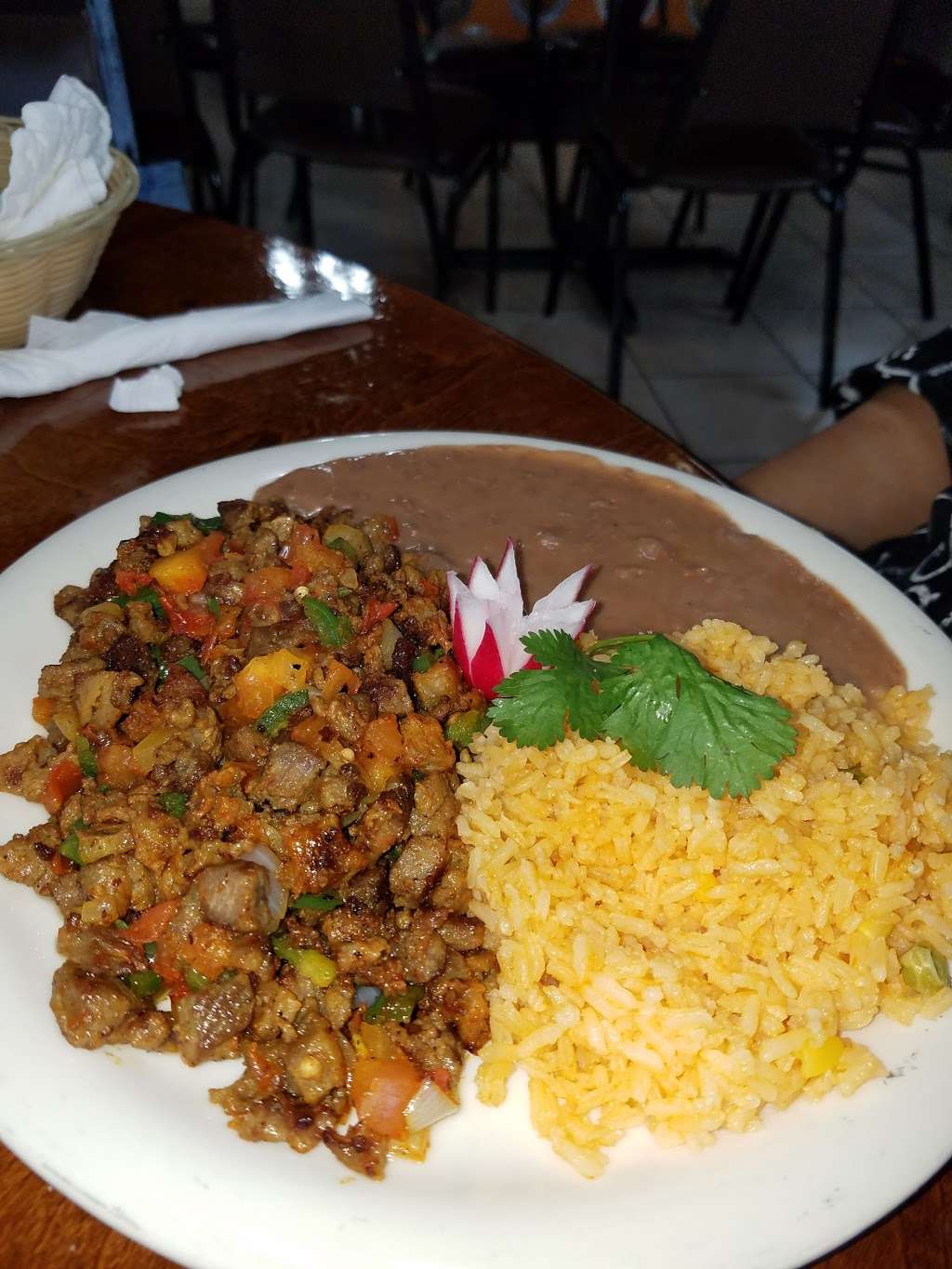 Las Morenitas Restaurant | 6825, 2728 S Richey St, Houston, TX 77017, USA | Phone: (713) 450-3536