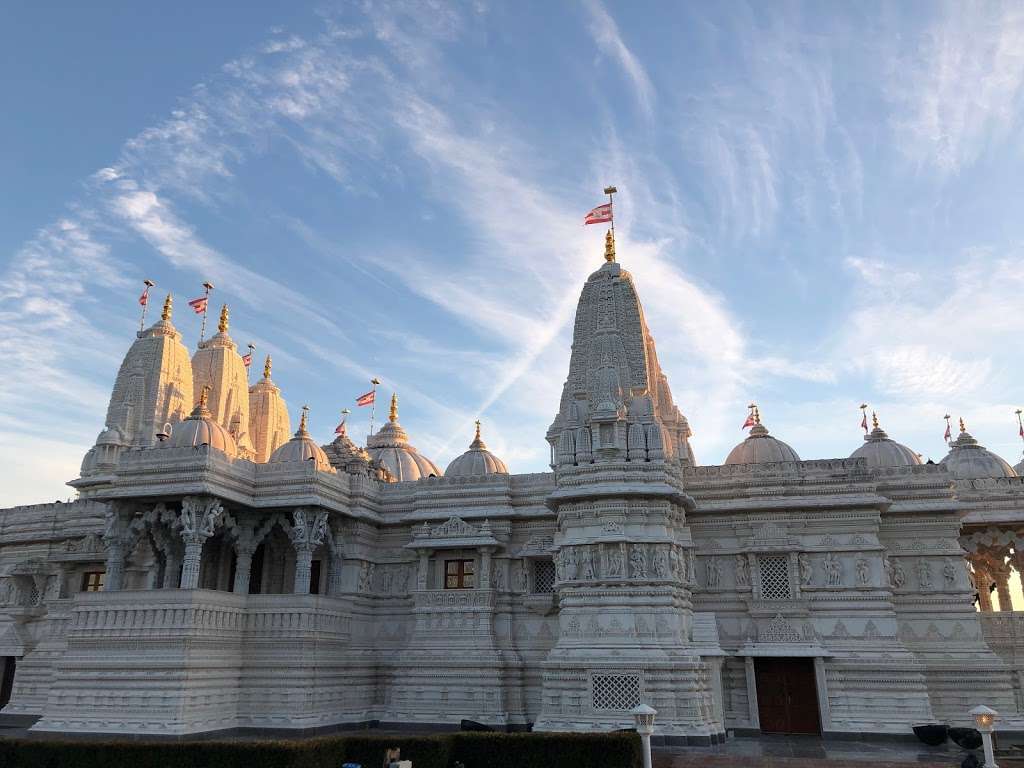 BAPS Shri Swaminarayan Mandir | 1300 Cunat Ct, Lake in the Hills, IL 60156 | Phone: (224) 678-7227