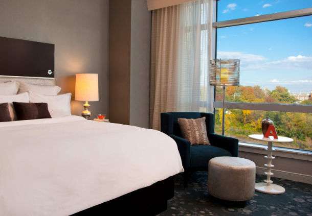 Renaissance Arlington Capital View Hotel | 2800 S Potomac Ave, Arlington, VA 22202, USA | Phone: (703) 413-1300